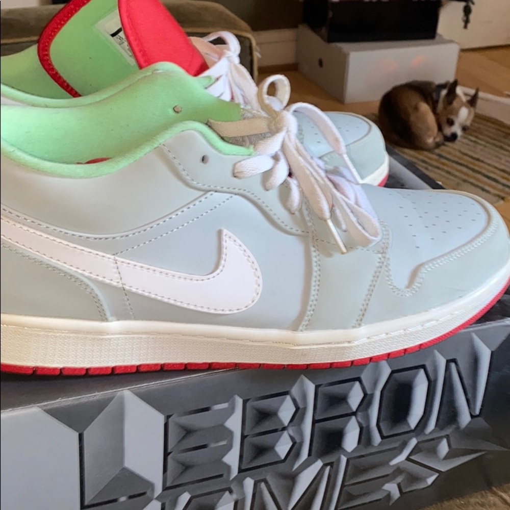 Air Jordan 1 Low “Hare”